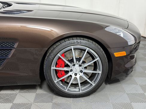 Used 2013 Mercedes-Benz SLS AMG GT Roadster image 13