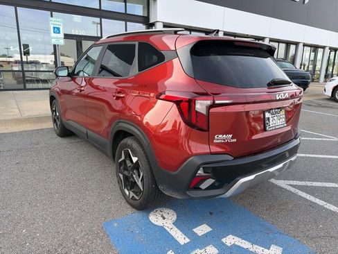 Used 2025 Kia Seltos S image 4