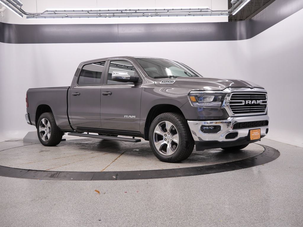 Used 2023 RAM 1500 Laramie AWD/4WD image 9