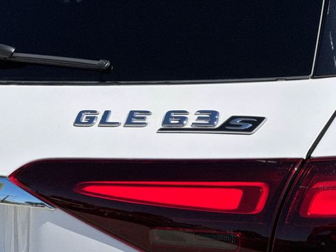 Used 2025 Mercedes-Benz GLE 63 AMG S image 19