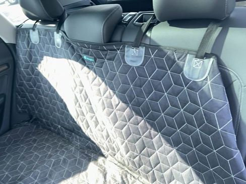 Used 2021 Audi Q5 e Premium w/ Convenience Package image 12