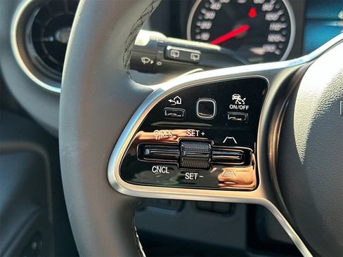 Used 2024 Mercedes-Benz Sprinter 2500 image 27