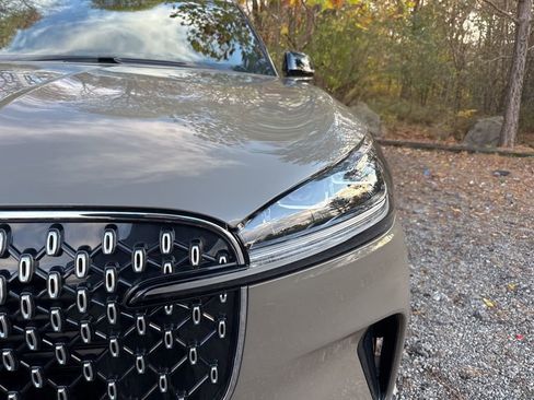 New 2026 Lincoln Aviator Reserve w/ Illumination Package image 3