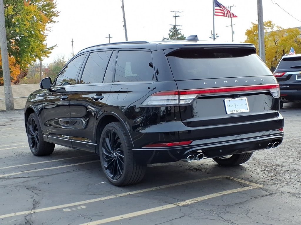 Used 2025 Lincoln Aviator Reserve w/ Jet Appearance Package AWD/4WD image 5
