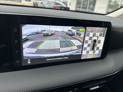 Used 2026 Nissan Kicks SR image 18