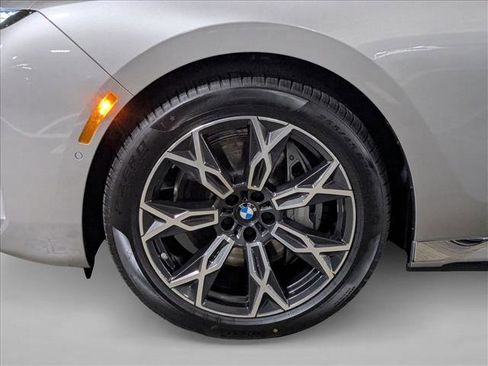 New 2026 BMW i7 xDrive60 image 10