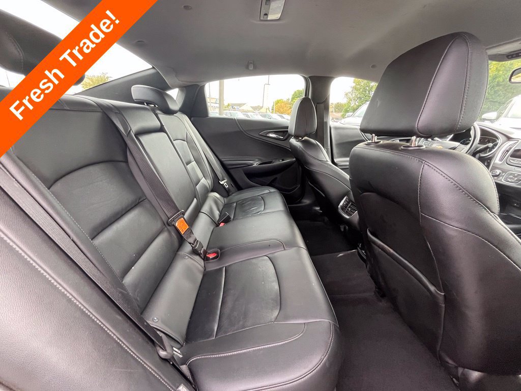 Used 2016 Chevrolet Malibu LT w/ Leather Package FWD image 31