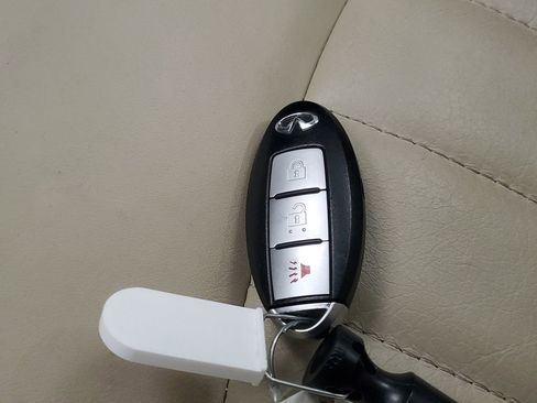 Used 2017 INFINITI QX50 2WD w/ Premium Plus Package image 27