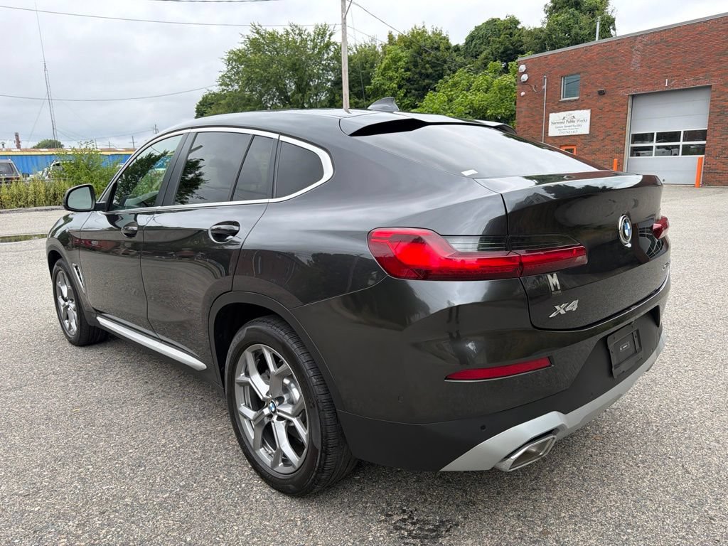Used 2024 BMW X4 xDrive30i AWD/4WD image 4
