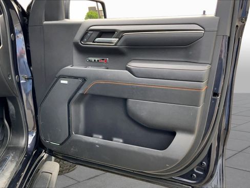 Used 2024 GMC Sierra 1500 AT4 w/ Technology Package AWD/4WD image 23
