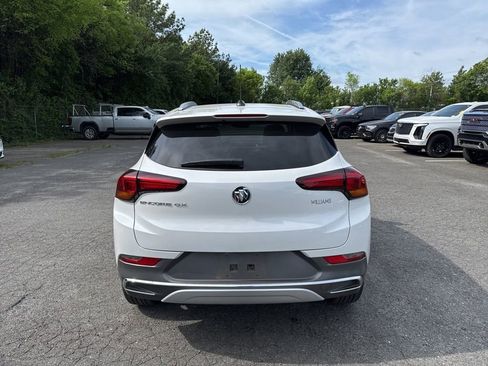 Used 2023 Buick Encore GX Essence w/ Experience Buick Package image 6