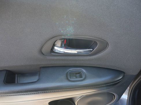 Used 2020 Honda HR-V LX image 22