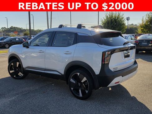 New 2026 Nissan Kicks SR FWD image 5