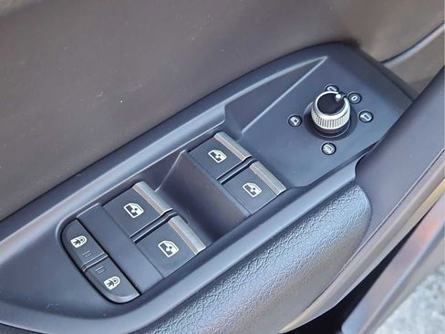 Used 2023 Audi Q5 2.0T Premium AWD/4WD image 13