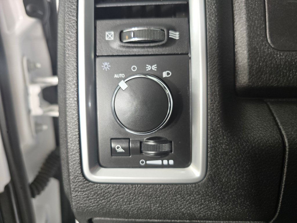 Used 2024 RAM 1500 Classic SLT AWD/4WD image 24