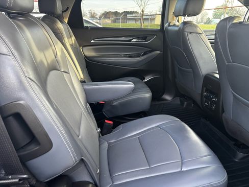 Used 2020 Buick Enclave Essence w/ Sound and Sites Package image 35