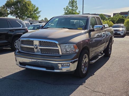 Used 2009 Dodge Ram 1500 Truck Laramie RWD image 2