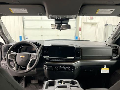 New 2026 Chevrolet Silverado 1500 LT w/ Z71 Off-Road Package image 10