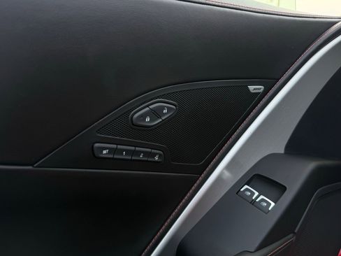 Used 2017 Chevrolet Corvette Stingray Coupe image 34