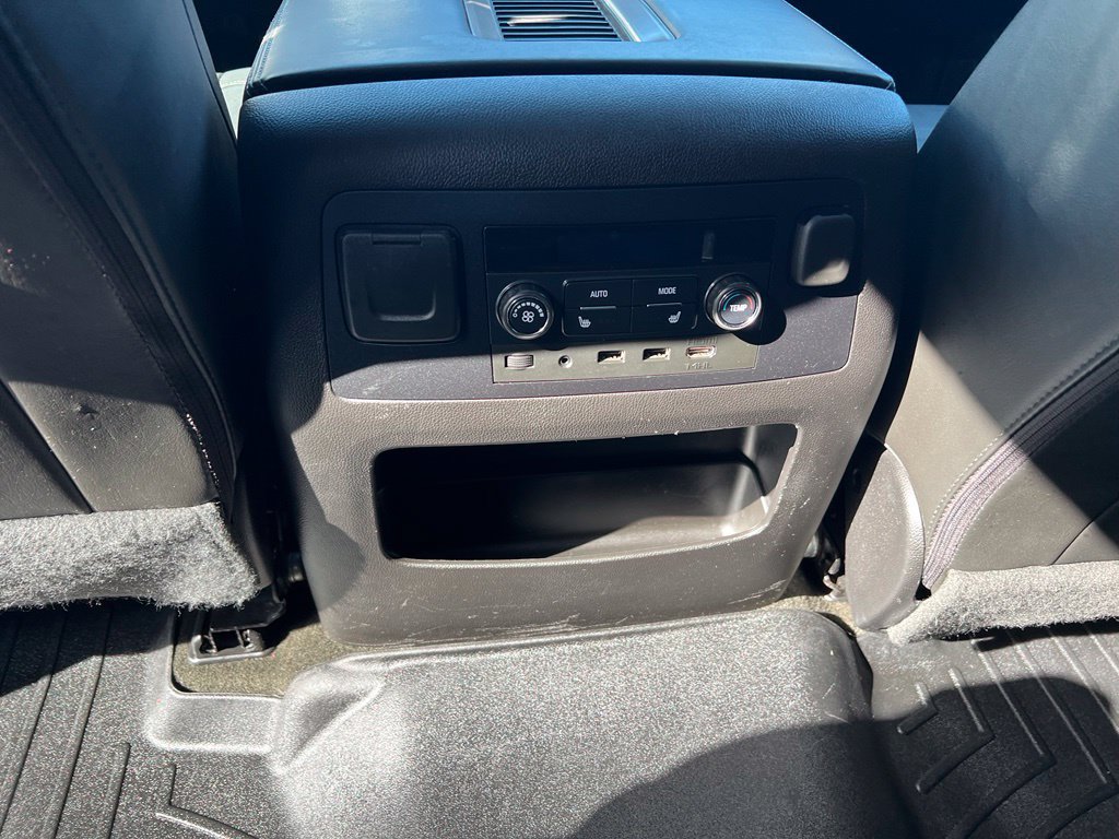 Used 2017 GMC Yukon Denali w/ Open Road Package AWD/4WD image 22
