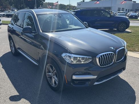 Used 2021 BMW X3 xDrive30i w/ Convenience Package AWD/4WD image 2