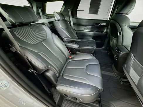 Used 2025 Hyundai Palisade Calligraphy AWD/4WD image 34