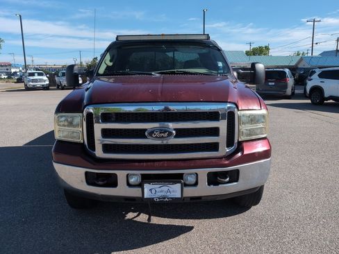 Used 2005 Ford F350 Lariat AWD/4WD image 3