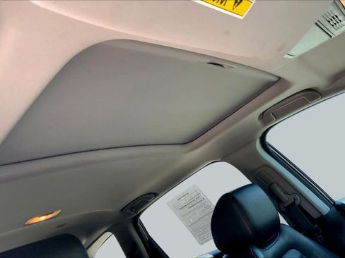 Used 2018 Honda CR-V EX image 12