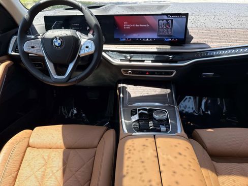 Certified 2026 BMW X7 xDrive40i AWD/4WD image 17