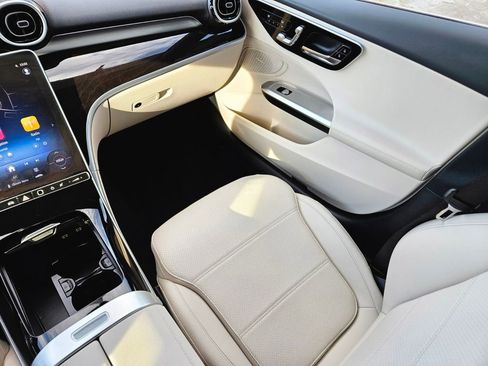Certified 2025 Mercedes-Benz C 300 4MATIC Sedan image 13