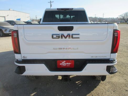 New 2026 GMC Sierra 2500 Denali Ultimate image 6