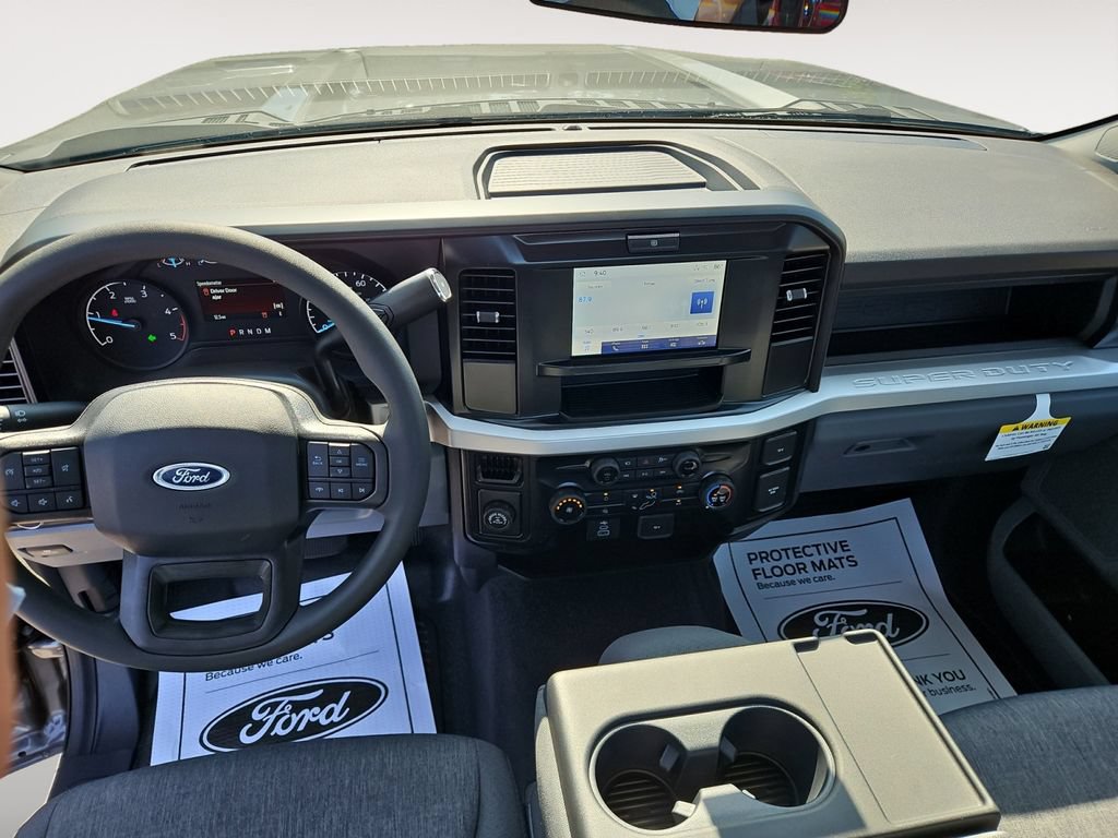 New 2025 Ford F350 XL w/ 360-Degree Camera Package RWD image 10