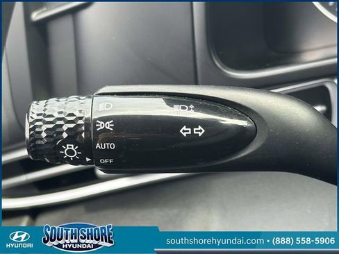 Certified 2023 Hyundai Elantra SEL w/ Winter Weather Package image 23