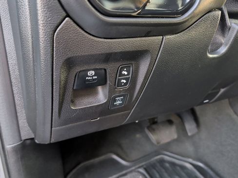 Used 2021 RAM 1500 Limited AWD/4WD image 21