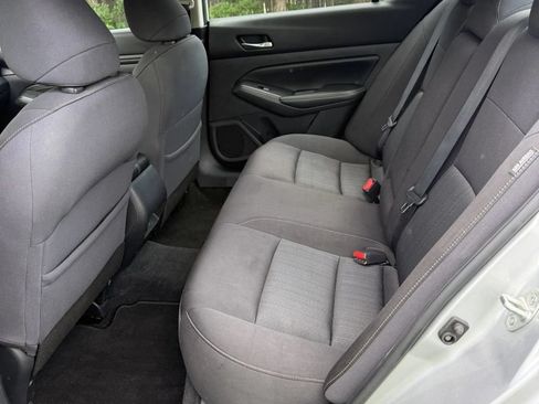 Used 2020 Nissan Altima 2.5 S FWD image 8