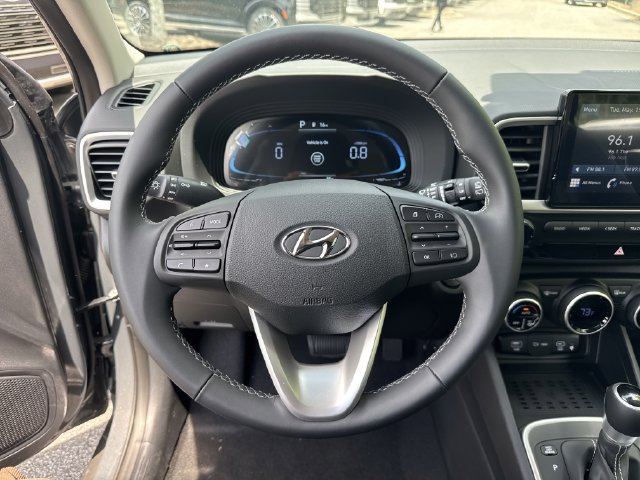 New 2026 Hyundai Venue SEL FWD image 25
