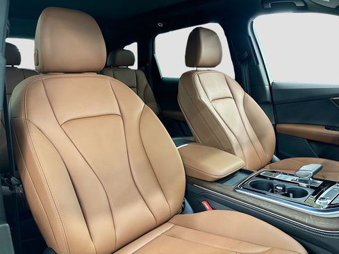 Used 2025 Audi Q7 2.0T Premium Plus w/ Premium Plus Package image 15