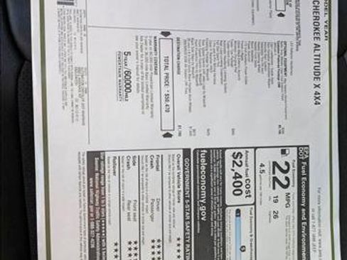 New 2025 Jeep Grand Cherokee Altitude image 18