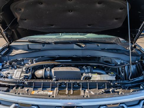 Certified 2025 Ford Explorer Platinum w/ Ultimate Package image 25