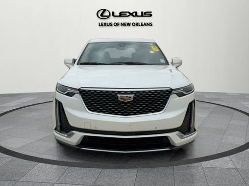 Used 2021 Cadillac XT6 Luxury image 2