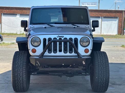 Used 2012 Jeep Wrangler Unlimited Sport AWD/4WD image 2