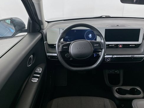 Used 2024 Hyundai Ioniq 5 SE RWD image 18
