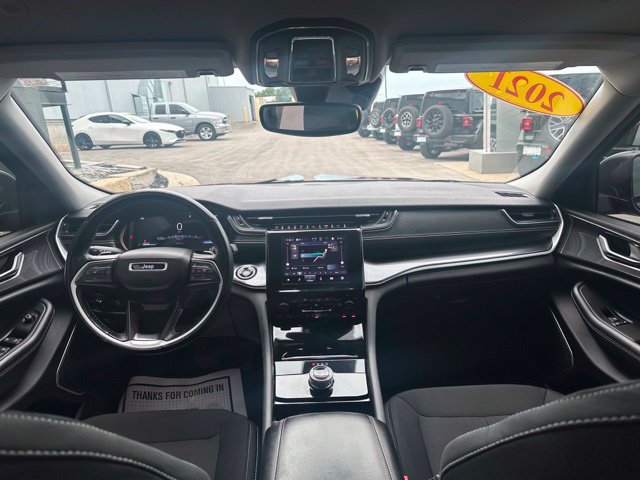 Used 2021 Jeep Grand Cherokee L Laredo w/ Luxury Tech Group I AWD/4WD image 14