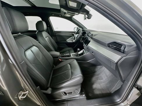 Used 2025 Audi Q3 2.0T Premium AWD/4WD image 32