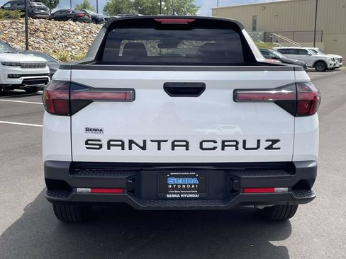 Certified 2024 Hyundai Santa Cruz SEL FWD image 4