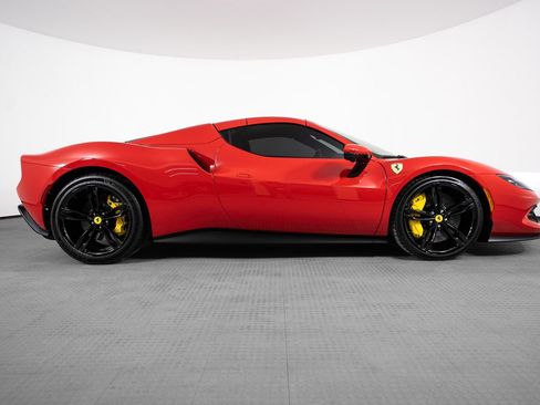 Used 2025 Ferrari 296 GTS RWD image 37