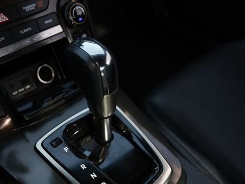 Used 2013 Hyundai Genesis 3.8 image 40