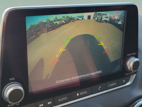 Certified 2023 Nissan Sentra SV image 30