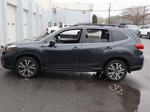 Used 2019 Subaru Forester Limited w/ Popular Package #3 image 7