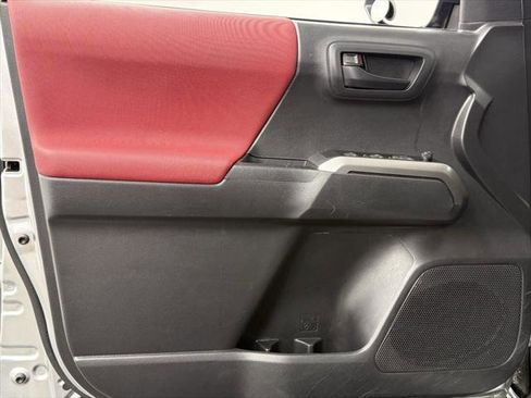 Certified 2022 Toyota Tacoma SR5 image 13